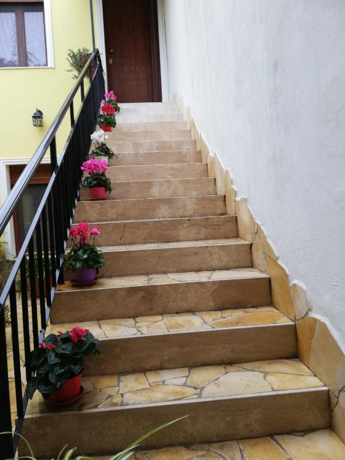 Nel Cuore Del Centro Storico Cagliari Exterior photo